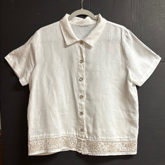 Beautiful White Linen Shirt With Embroidered Hemline Tag Missing See Measurement - Picture 1 of 12
